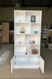 کتابخانه گالری چوب کرمی مدل B-ARYO دربدار