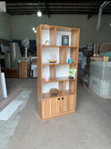 کتابخانه گالری چوب کرمی مدل B-ARYO دربدار