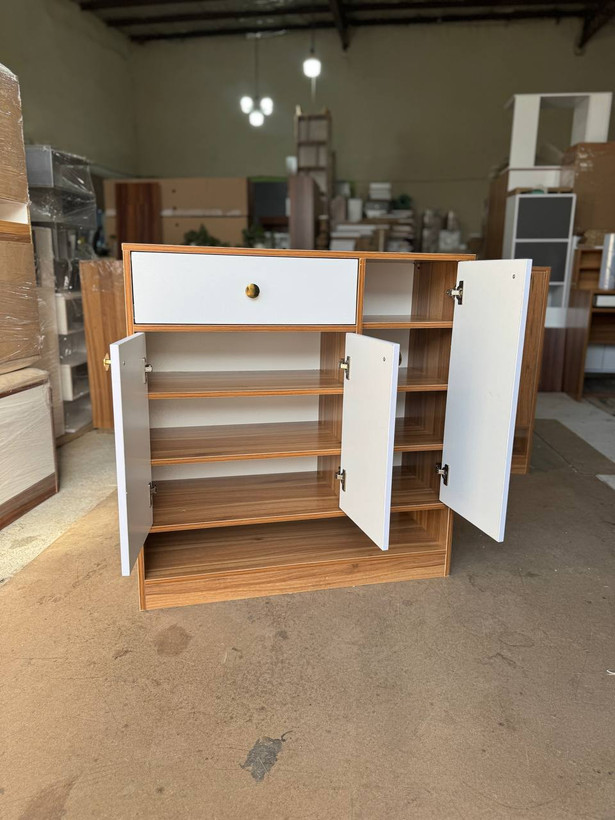 جاکفشی گالری چوب کرمی مدل ستاره S-101 با کشو و فضای جادار
